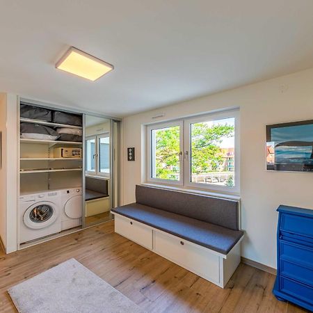 Mueritz Utkiek - Apartment Mit Seeblick & Balkon In Der Hafenresidenz Waren  Extérieur photo